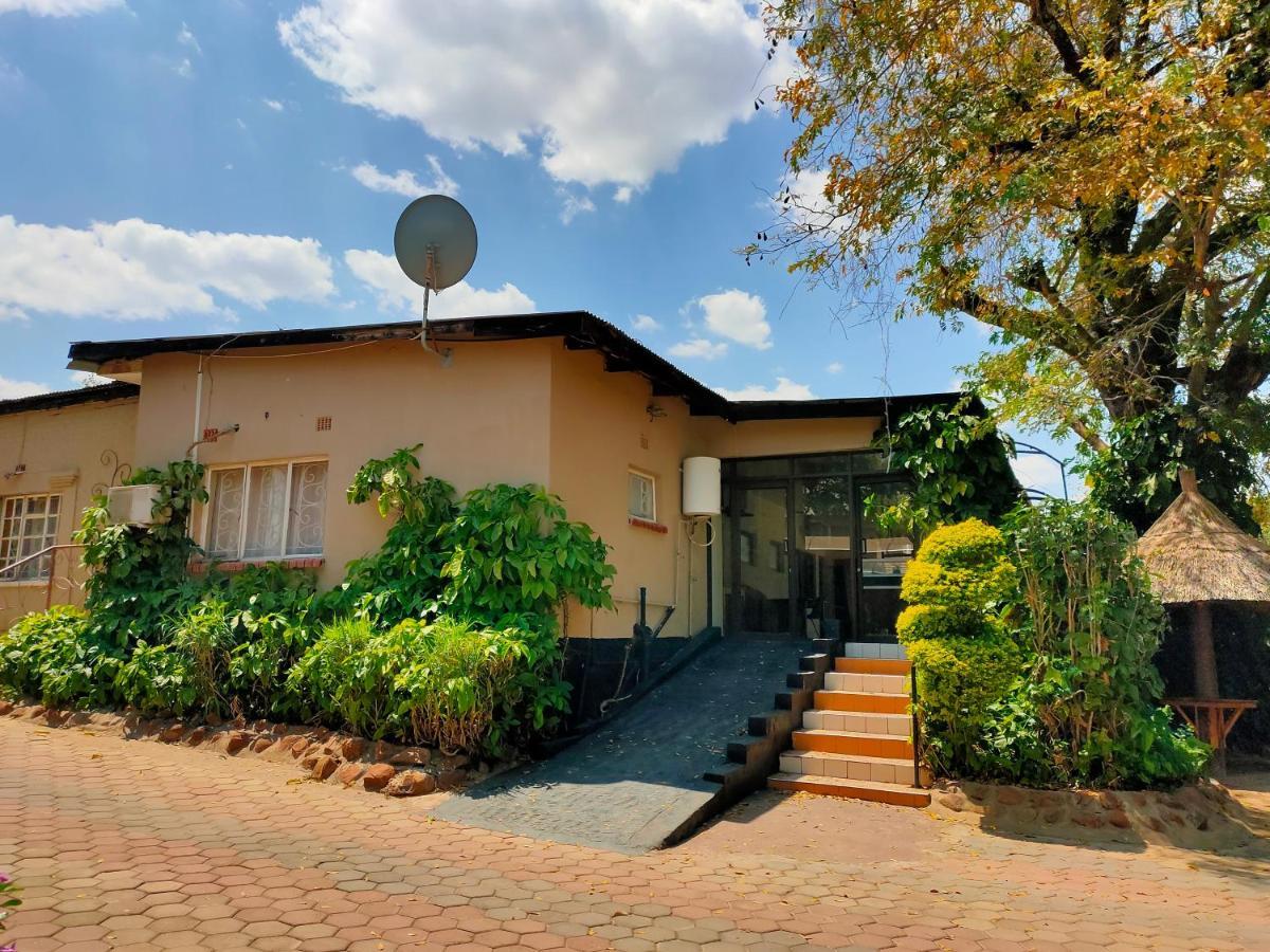 Golden Days Lodge Livingstone Dış mekan fotoğraf